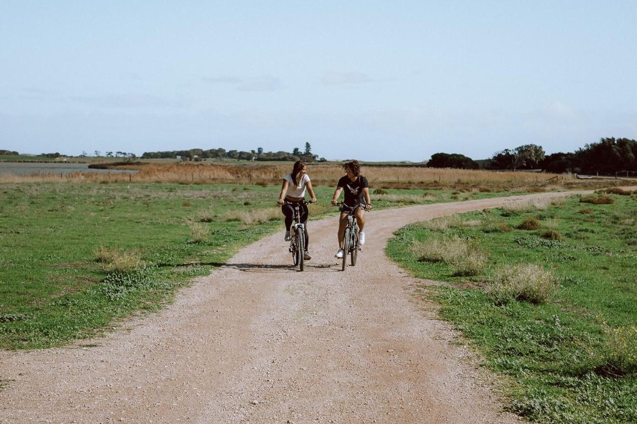 Coorong Island Retreat - Farm Stay At Pet Friendly Property Meningie Kültér fotó