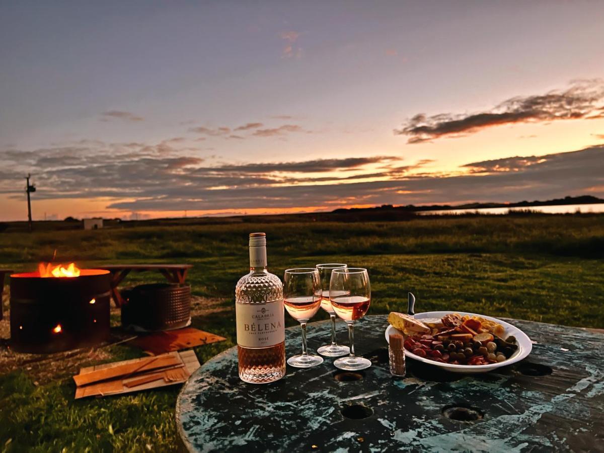 Coorong Island Retreat - Farm Stay At Pet Friendly Property Meningie Kültér fotó