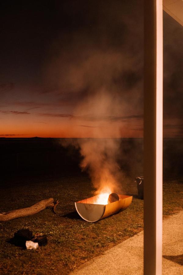 Coorong Island Retreat - Farm Stay At Pet Friendly Property Meningie Kültér fotó